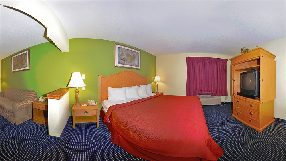 Quality Inn & Suites Anderson I-69 Exterior foto